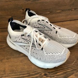 Brooks Glycerin Stealth Fit 7.5 EUC